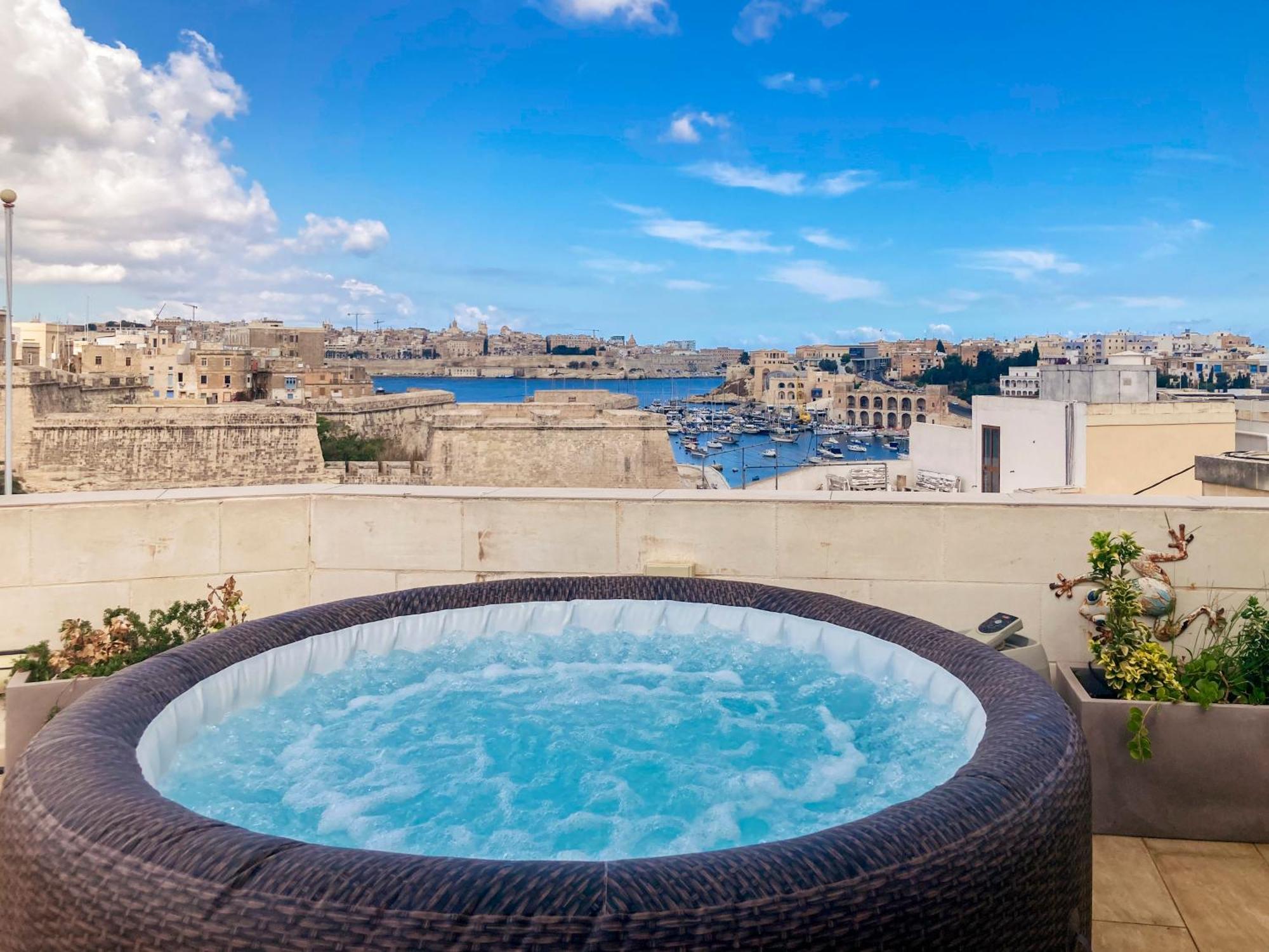 Valletta And Grand Harbour Lookout Kalkara Dış mekan fotoğraf