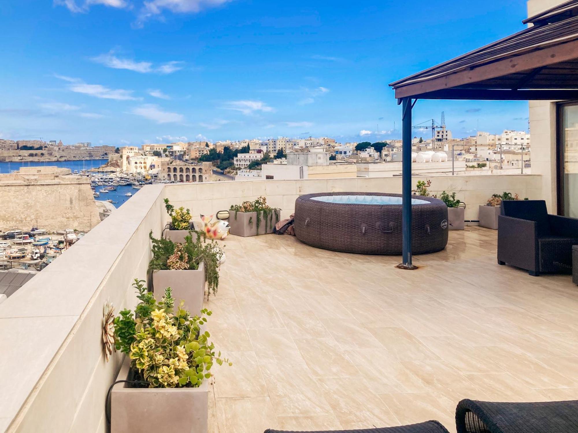 Valletta And Grand Harbour Lookout Kalkara Dış mekan fotoğraf