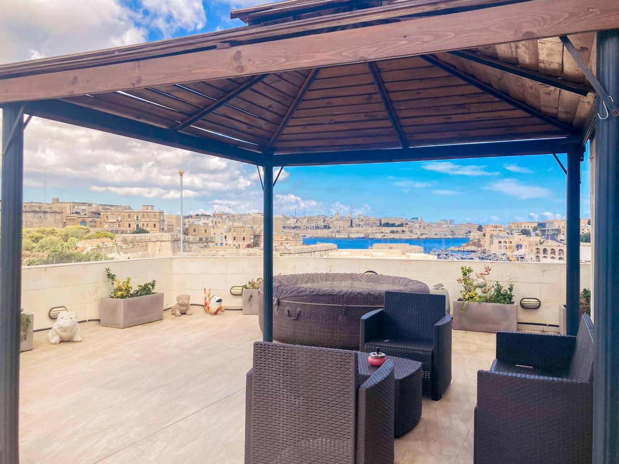 Valletta And Grand Harbour Lookout Kalkara Dış mekan fotoğraf
